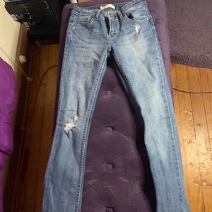 Levi girl jeans